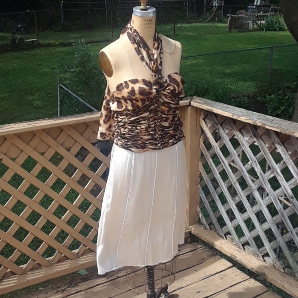 NEW Patrick Christopher Beige Silk Skirt sz 6